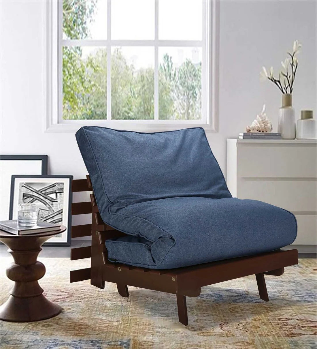 Creating a Relaxing Bedroom Retreat with a Single Futon Bed