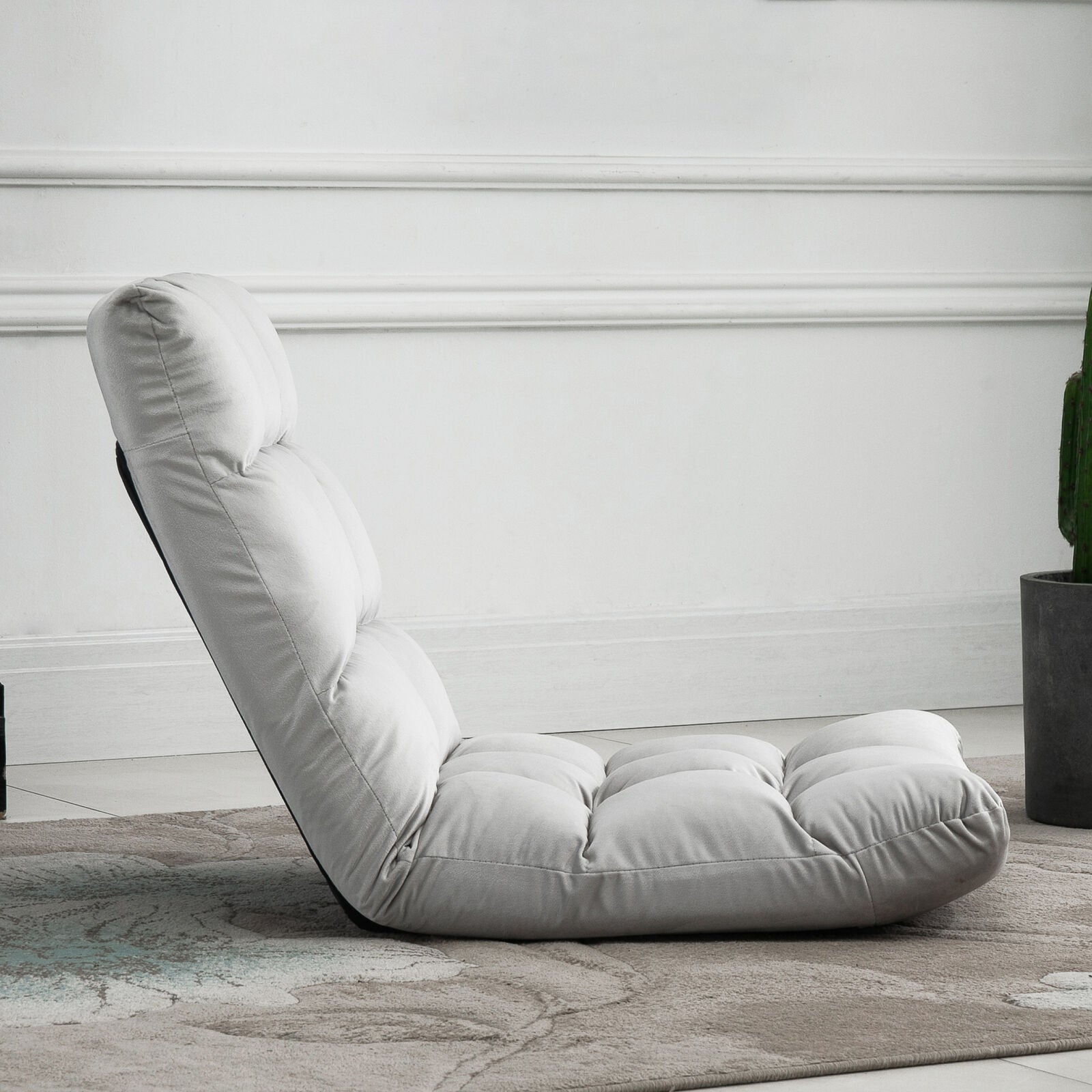 Foah Chair in Bedroom